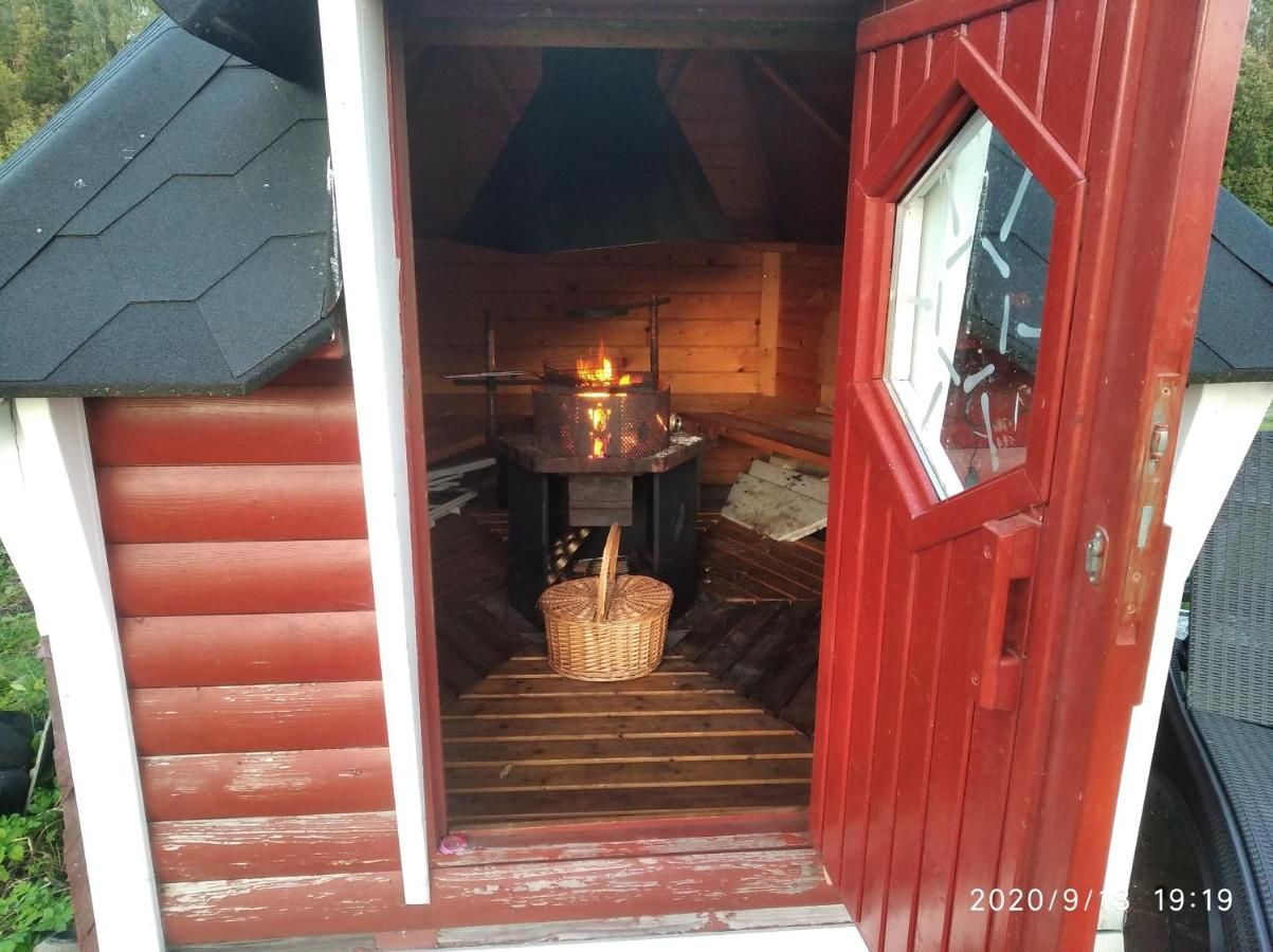 Проживание в семье Kure Caravan Homestay Koigi